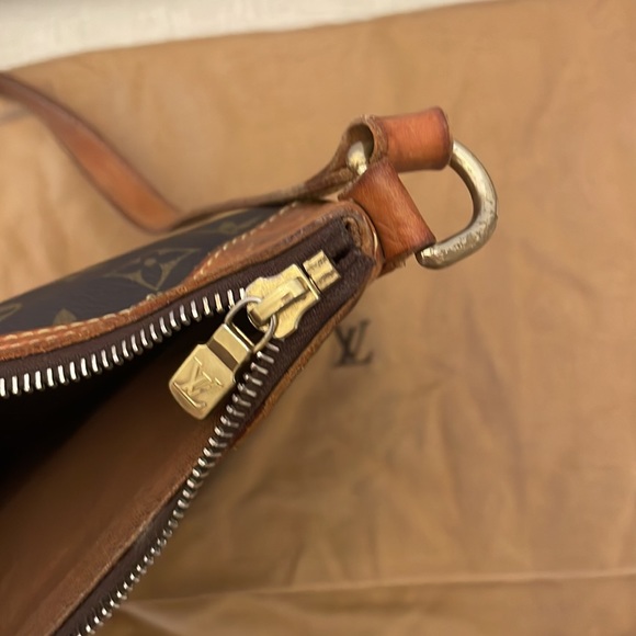 100% Authentic Louis Vuitton Odeon PM Brown Monogram Crossbody - Picture 3 of 9